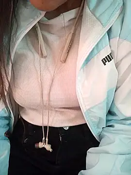 Neha Tyagi online show from 11-28-25, 05:32