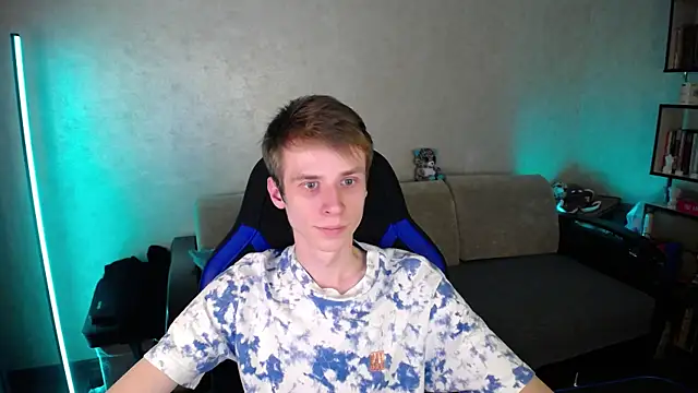 Snapshot of yes_cute_boy_ chatting on 07-09-26, 01:59 yes cute boy online show from 07-09-26, 01:59