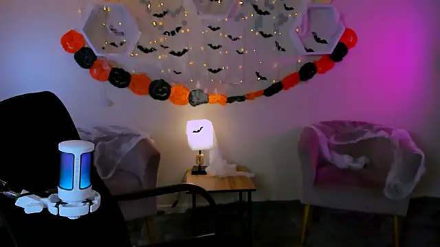 lilith diva online show from 10-22-25, 08:08