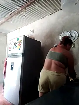 Snapshot of yyuly chatting on 10-03-25, 03:31 yyuly online show from 10-03-25, 03:31