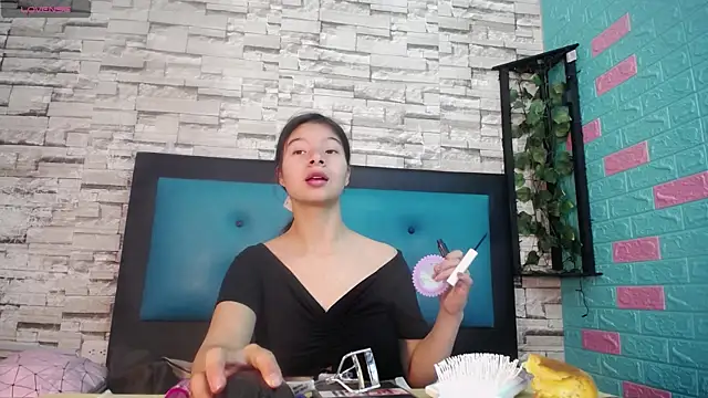 maily can online show from 09-17-25, 12:29