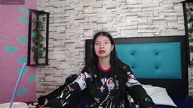 maily can online show from 09-25-25, 12:31