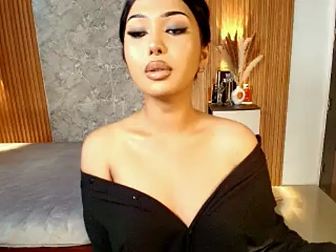 MiaFuckingWill online show from 09-28-25, 10:20