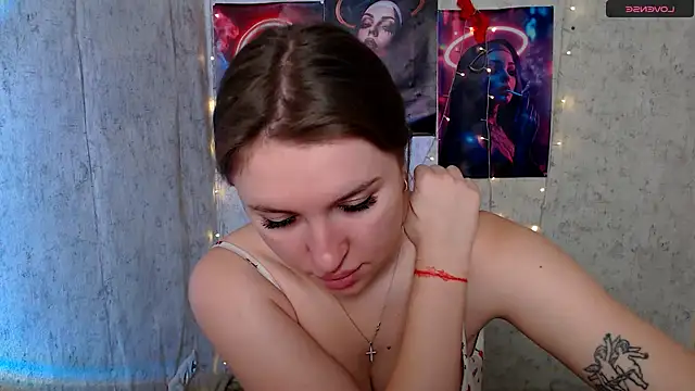 JuliaTopp  online show from 01-15-26, 05:45