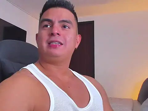 Snapshot of RJBarto chatting on 09-13-25, 04:29 RJBarto online show from 09-13-25, 04:29