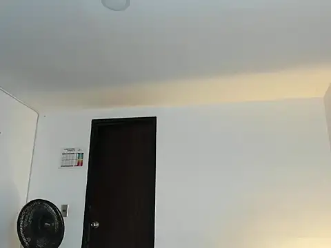 Snapshot of RJBarto chatting on 09-16-25, 07:26 RJBarto online show from 09-16-25, 07:26