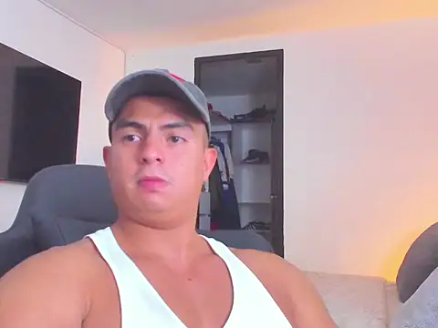 Snapshot of RJBarto chatting on 09-24-25, 06:33 RJBarto online show from 09-24-25, 06:33