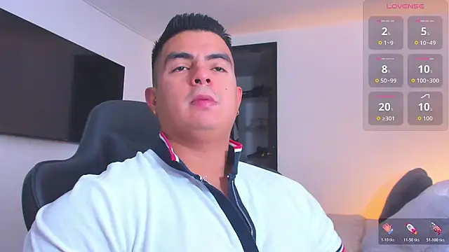 Snapshot of RJBarto chatting on 10-25-25, 03:07 RJBarto online show from 10-25-25, 03:07