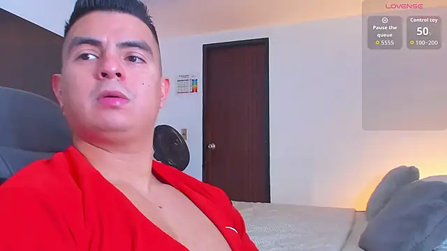 Snapshot of RJBarto chatting on 12-05-25, 12:47 RJBarto online show from 12-05-25, 12:47