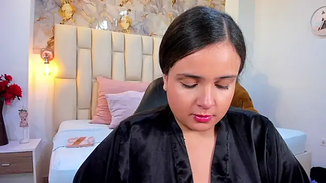 Snapshot of cloe_galee chatting on 02-09-26, 04:38 cloe galee online show from 02-09-26, 04:38