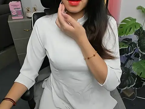 Snapshot of Xiao_cute chatting on 10-06-25, 03:31 Xiao cute online show from 10-06-25, 03:31