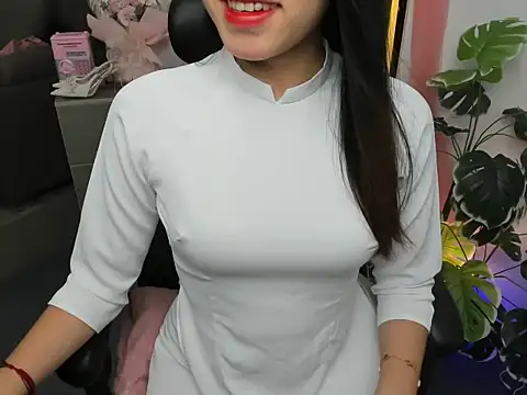 Snapshot of Xiao_cute chatting on 10-14-25, 01:56 Xiao cute online show from 10-14-25, 01:56