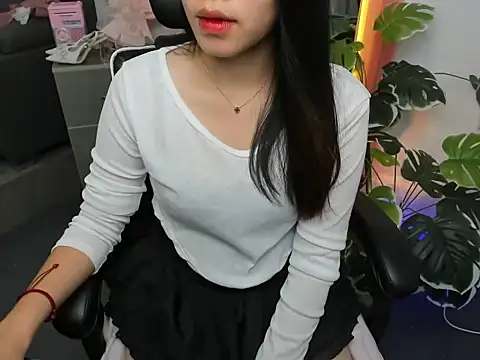 Snapshot of Xiao_cute chatting on 10-17-25, 02:19 Xiao cute online show from 10-17-25, 02:19