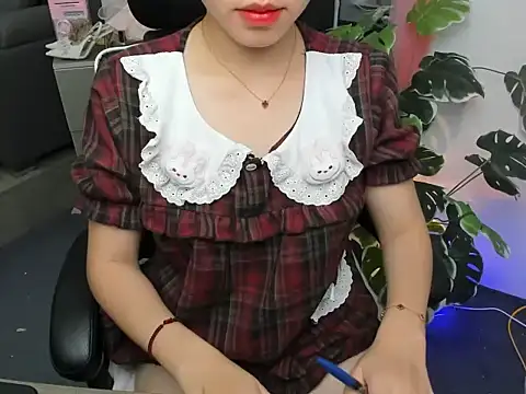 Snapshot of Xiao_cute chatting on 10-18-25, 03:13 Xiao cute online show from 10-18-25, 03:13