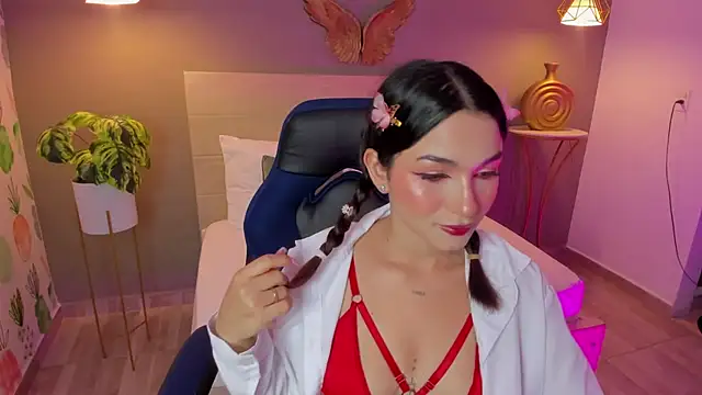 Snapshot of luma_sky_ chatting on 10-28-25, 03:54 luma sky online show from 10-28-25, 03:54