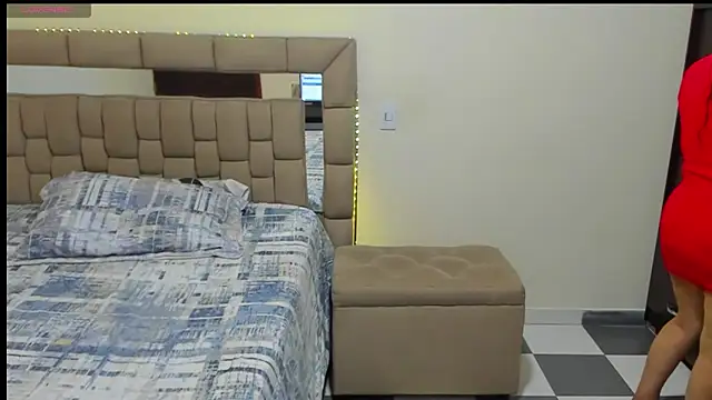 gabrielaponce11 online show from 09-12-25, 12:00