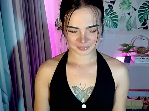 Snapshot of _SexyButterfly chatting on 10-10-25, 10:25  SexyButterfly online show from 10-10-25, 10:25