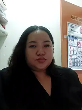 LianaCruzado online show from 05-15-26, 12:45