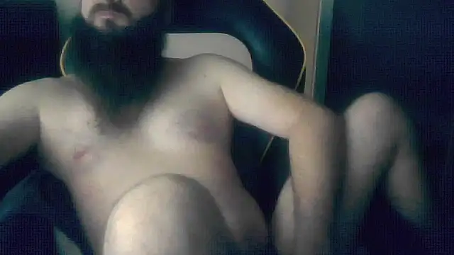 LondonMan1988 online show from 10-22-25, 07:08