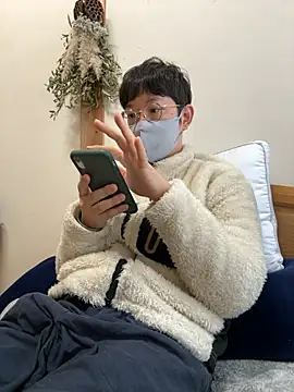 tom19899q online show from 11-23-25, 10:09