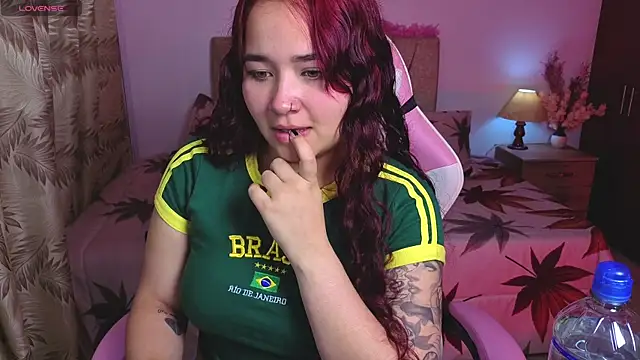 Leakitten online show from 11-13-25, 08:30