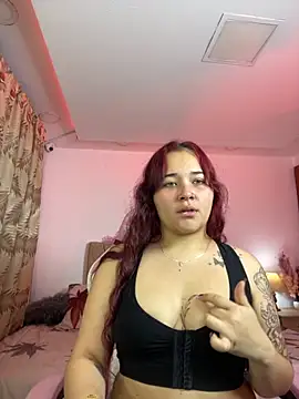 Leakitten online show from 11-21-25, 12:21