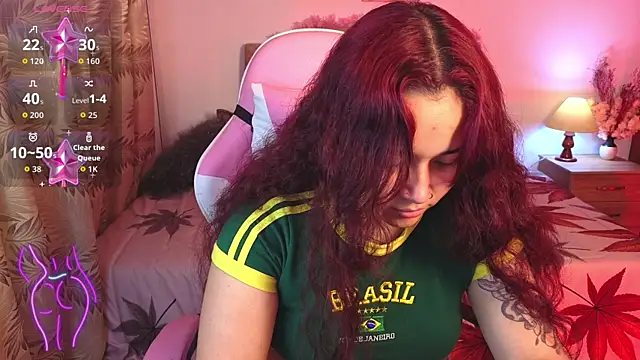 Leakitten online show from 11-28-25, 11:18