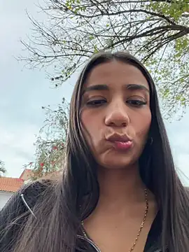 -juicy  online show from 02-18-26, 10:39