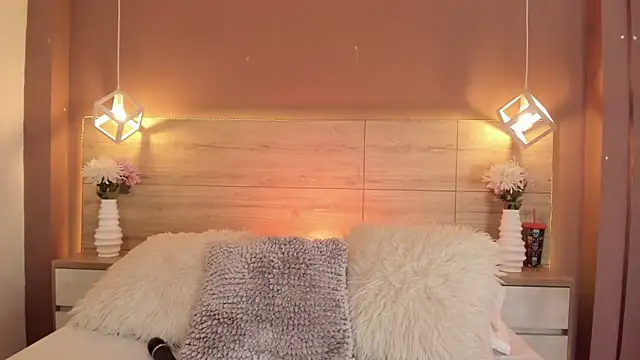 Snapshot of aa_lunit chatting on 11-12-25, 01:11 aa lunit online show from 11-12-25, 01:11