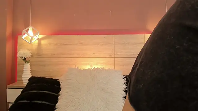 Snapshot of aa_lunit chatting on 12-03-25, 02:04 aa lunit online show from 12-03-25, 02:04