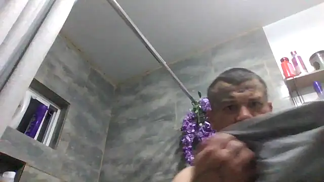 Snapshot of Nolove316 chatting on 02-15-26, 09:52 Nolove316 online show from 02-15-26, 09:52