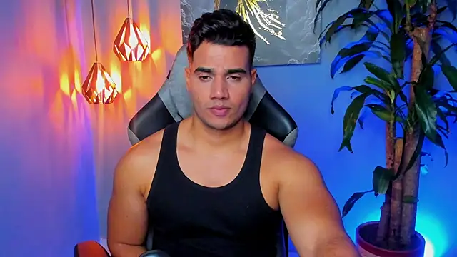 AndresR3 online show from 11-15-25, 06:55