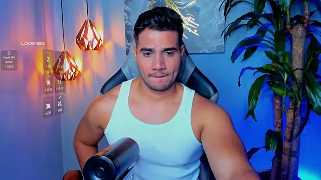 AndresR3 online show from 11-29-25, 01:19