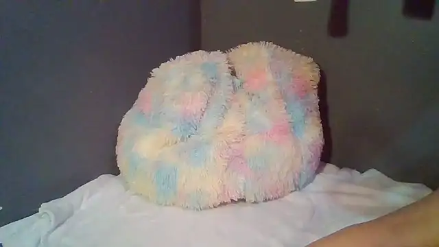 arianababyxo online show from 10-04-25, 11:47