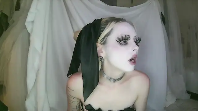 bl0odsyring3 online show from 04-21-26, 06:12