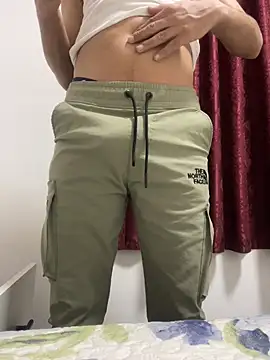 Snapshot of Anassal123 chatting on 11-17-25, 11:21 Anassal123 online show from 11-17-25, 11:21