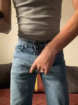 Snapshot of Anassal123 chatting on 11-21-25, 04:49 Anassal123 online show from 11-21-25, 04:49