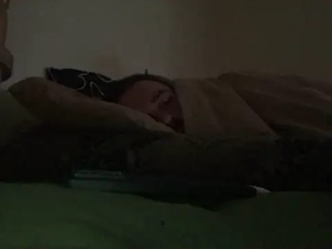 Zpgzzz77777 online show from 03-09-26, 09:35