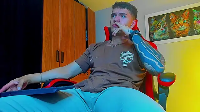 ALPHA DOMINUS  online show from 10-04-25, 03:59