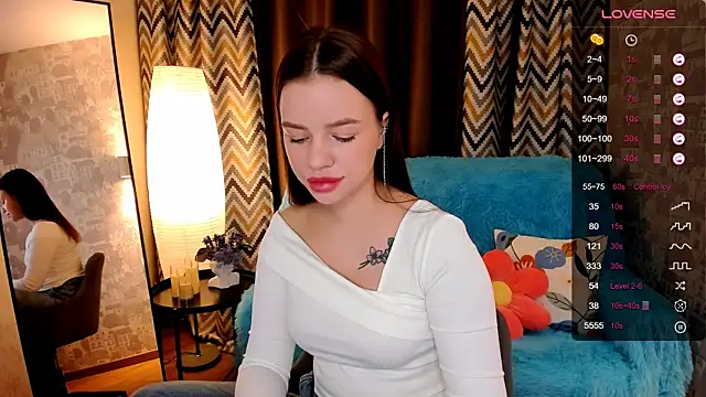 marydreams  online show from 11-17-25, 02:39