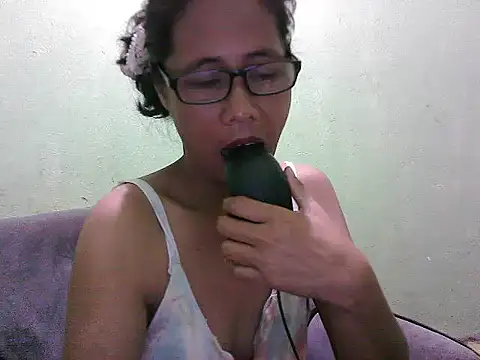 HotLadyPinay32 online show from 03-29-26, 10:21