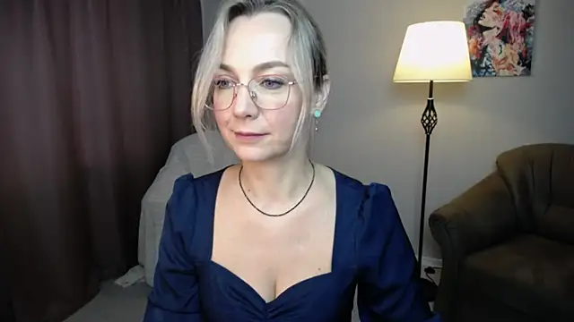 Ava Elior online show from 10-10-25, 09:41