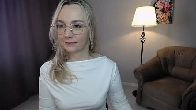 Ava Elior online show from 03-07-26, 10:01