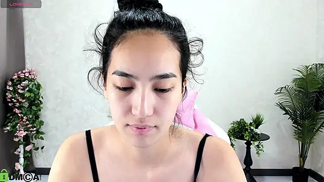 FlirtyAura online show from 10-22-25, 02:56