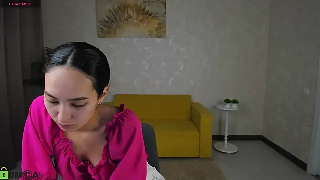 FlirtyAura online show from 04-09-26, 03:50