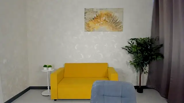 FlirtyAura online show from 05-18-26, 04:07