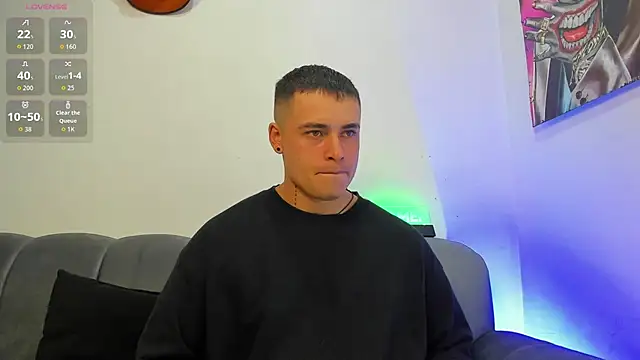 connorsmiith online show from 10-31-25, 02:12