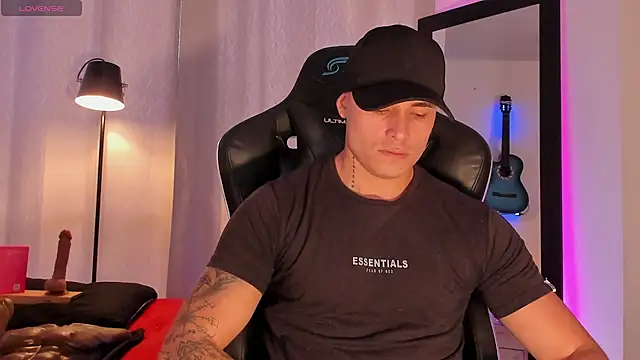 connorsmiith online show from 07-05-26, 07:43