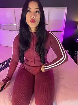 Snapshot of BellaFernandez__ chatting on 02-16-26, 12:34 BellaFernandez online show from 02-16-26, 12:34