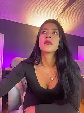 BellaFernandez   online show from 05-20-26, 01:28